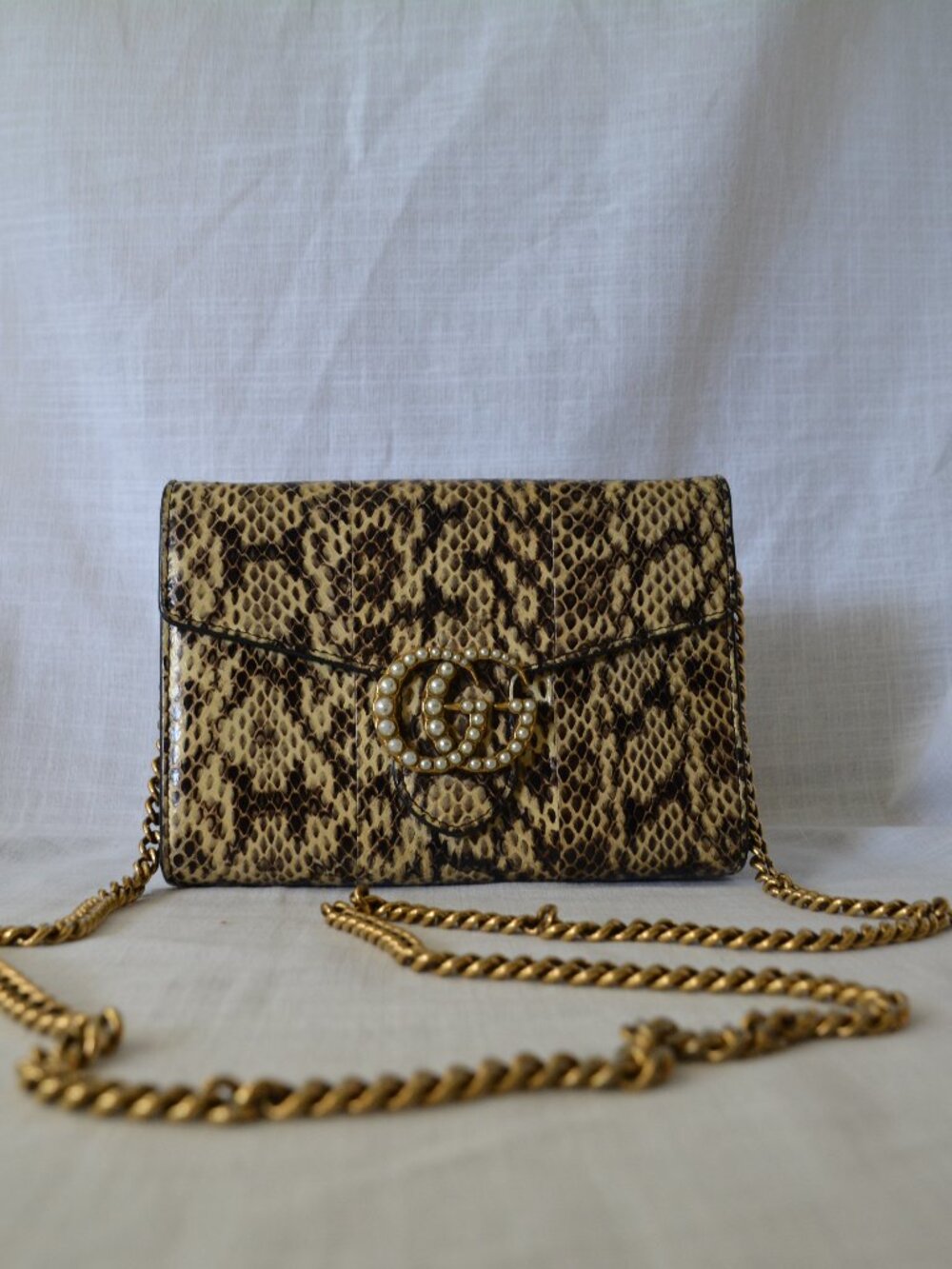 Gucci GG Marmont Wallet on Chain - Picture 1 of 2